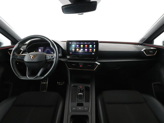 Cupra Leon PHEV full LED navi virtual cocpit półskóra grzane fotele kamera i czuj