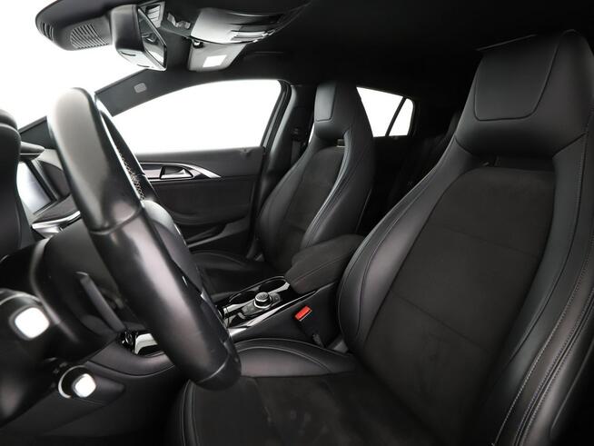 Infiniti Q30 AWD automat 210KM kamera360 navi grzane fotele