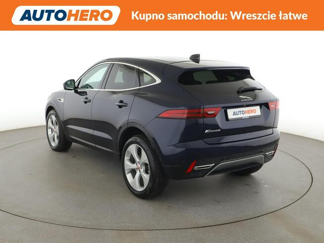 Jaguar E-Pace mHEV automat 4x4 skóra kamera360 LED ACC navi