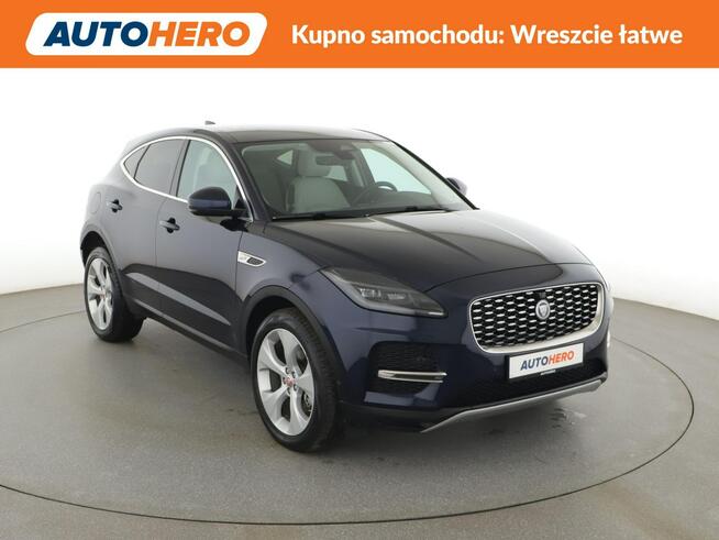 Jaguar E-Pace mHEV automat 4x4 skóra kamera360 LED ACC navi