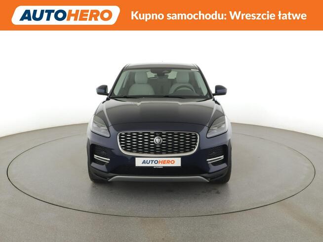 Jaguar E-Pace mHEV automat 4x4 skóra kamera360 LED ACC navi