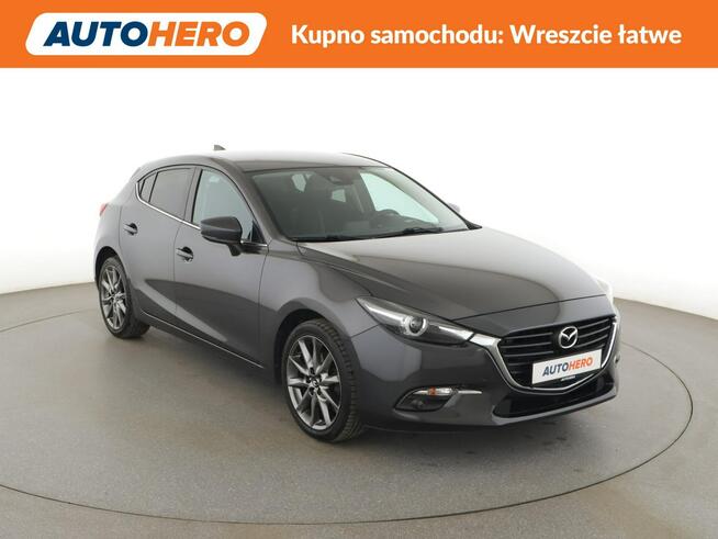 Mazda 3 navi klima auto kamera i czujnki parkowania grzane fotele