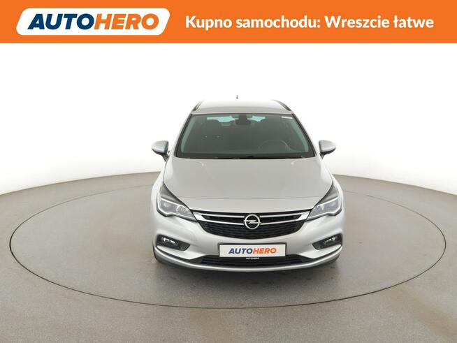 Opel Astra navi grzane fotele+kier. hak tempomat