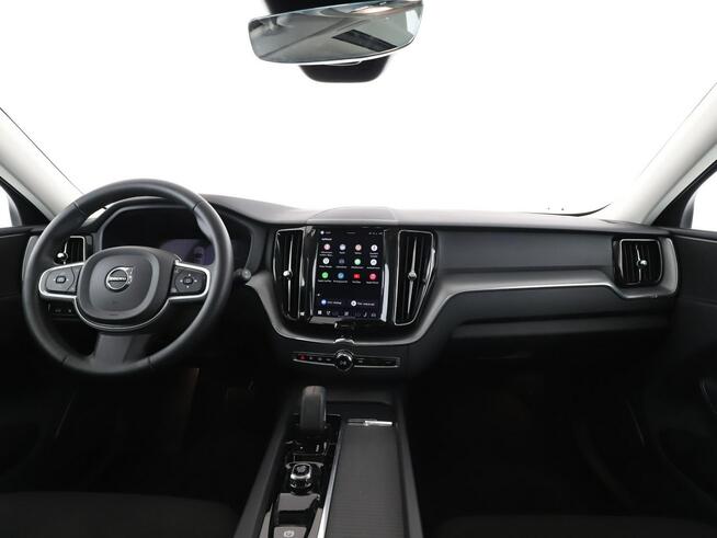 Volvo XC 60 FV23% PHEV 4x4 full LED panorama navi kamery asystenci virtual cocpit