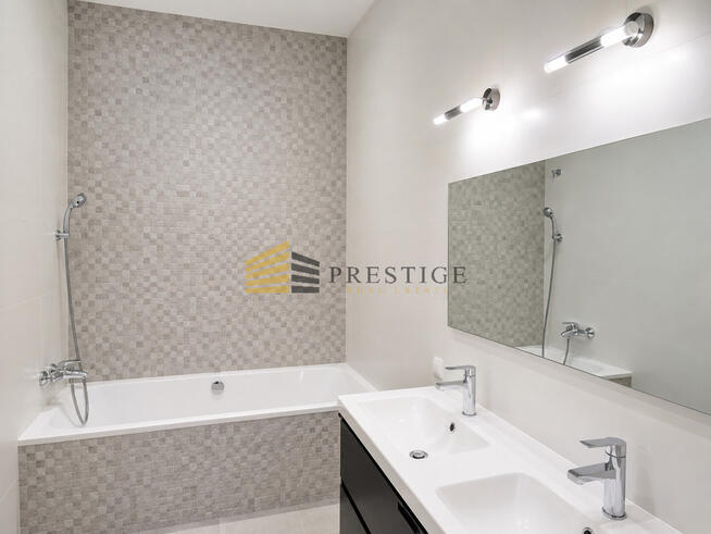 Piękny apartament w przedwojennej kamienicy