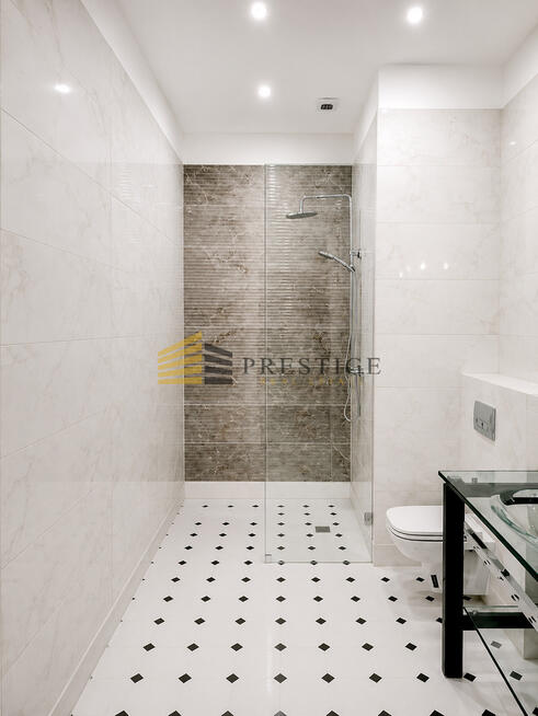 Piękny apartament w przedwojennej kamienicy