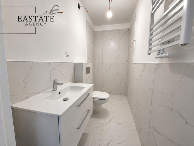 Nowa siedziba firmy/255,5 m²/S8/Parking