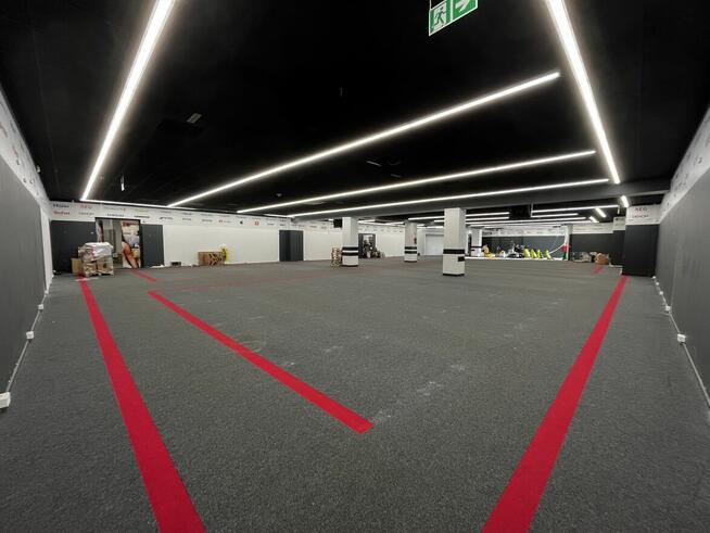 W CENTRUM MYSZKOWA DO wynajęcia 800m2 pawilon handlowy !