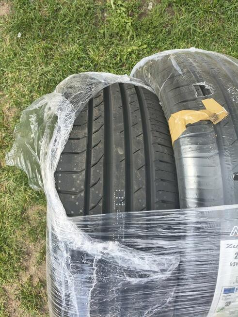 Opony letnie 2 sztuki nowe 215/55 R16