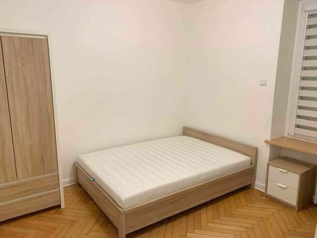 ulica Igielna/ Rynek, samodzielny pokój dla koiety