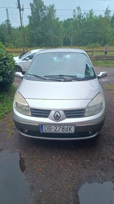 Syndyk sprzeda Renault Megane Scenic, 2006 r, 370 tys. przeb