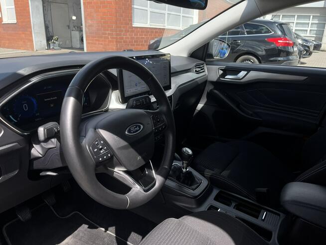 Ford Focus Titanium X 1.0 EcoBoost mHEV 125 KM