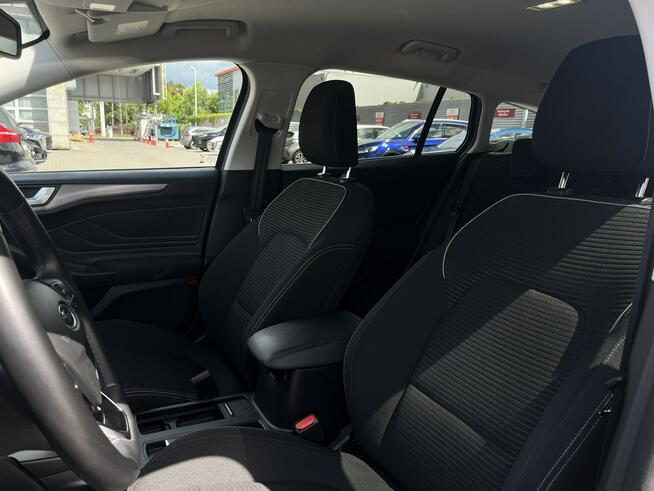 Ford Focus Titanium X 1.0 EcoBoost mHEV 125 KM