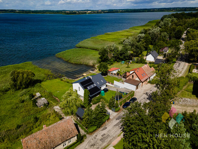 Kikity, linia brzegowa, dom po remoncie