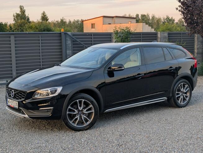 Volvo V60 Cross Country SALON POLSKA Klimatronic Bluetooth Tempomat Skóra Xenon Navi Alu 18"