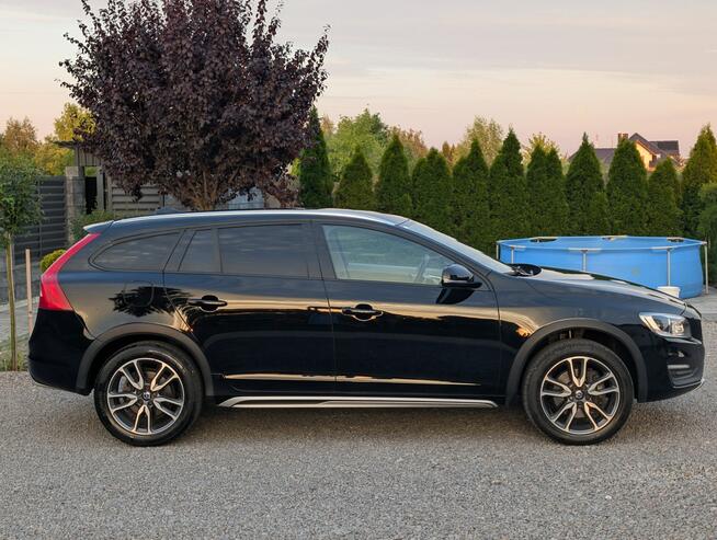 Volvo V60 Cross Country SALON POLSKA Klimatronic Bluetooth Tempomat Skóra Xenon Navi Alu 18"