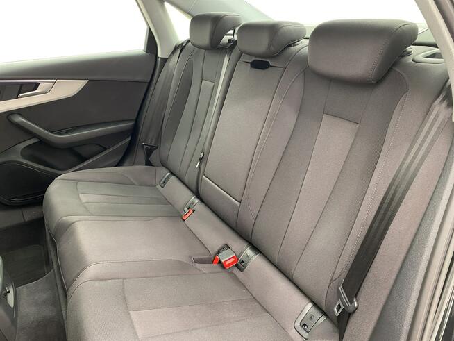 Audi A4 Limousine 35 TDI Advanced mHEV S tronic