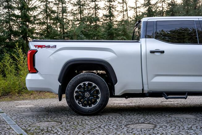 Toyota Tundra II Crewmax Platinum / TRD / 3.5 V6 389KM / 4x4 / Bezwypadkowy / 2023