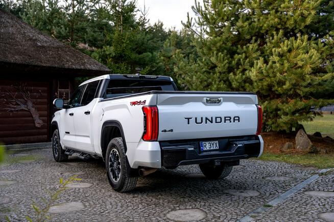 Toyota Tundra II Crewmax Platinum / TRD / 3.5 V6 389KM / 4x4 / Bezwypadkowy / 2023