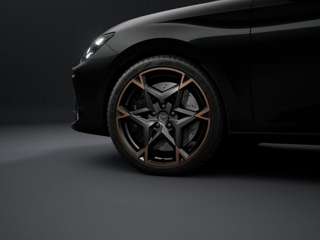 Cupra Leon Sportstourer 2.0 TSI - 333KM - 4Drive - Pure Performance - Pakiet Immersive