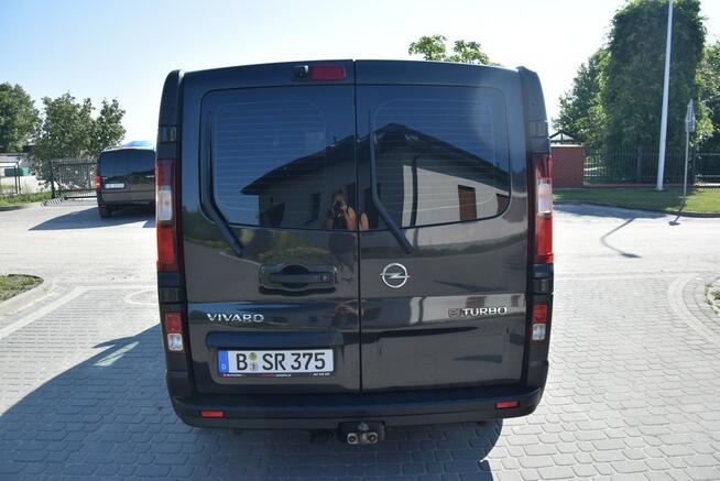 Opel Vivaro 1.6D Trafic 5 Osobowy Navi Kamera Hak Sprowadzony Opłacony