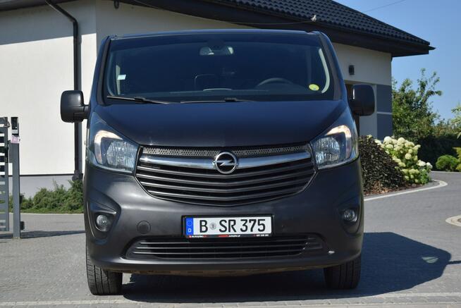 Opel Vivaro 1.6D Trafic 5 Osobowy Navi Kamera Hak Sprowadzony Opłacony
