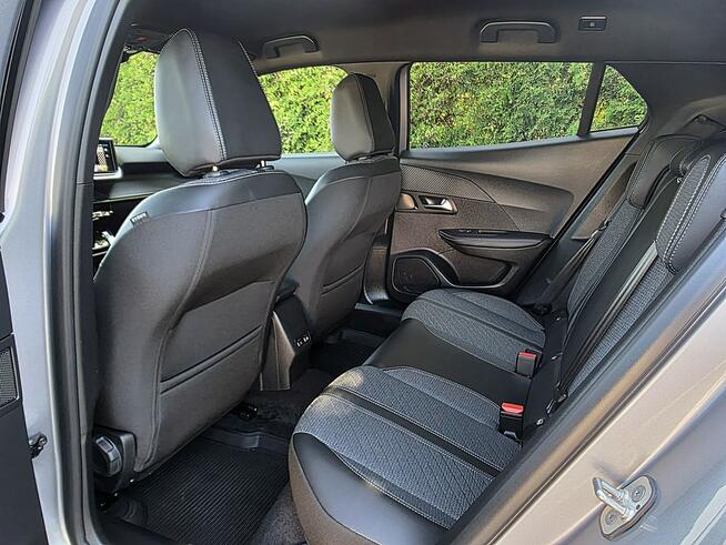 Peugeot 2008 serwis ASO, automat, hak