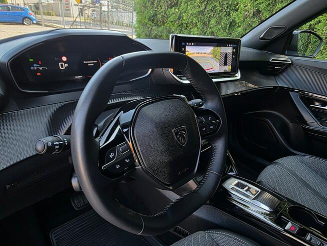 Peugeot 2008 serwis ASO, automat, hak