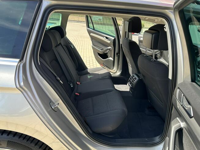 Volkswagen Passat Variant Nowy rozrząd! Alu, Navi, Tempomat, Asystent, Serwis ASO, GWARANCJA!