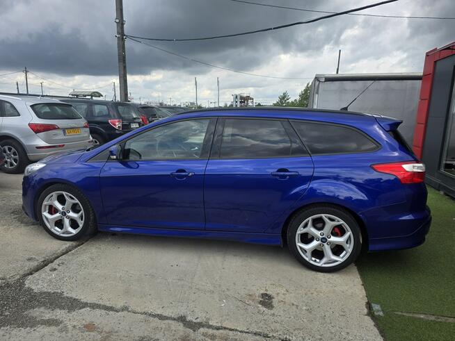 Ford Focus ST 2.0 250 KM | Recaro | Xenon | Navi | Sony | Kamera | Skóry