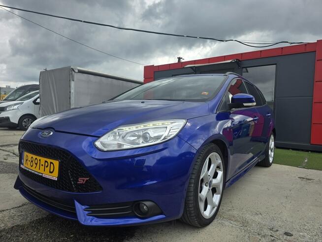 Ford Focus ST 2.0 250 KM | Recaro | Xenon | Navi | Sony | Kamera | Skóry
