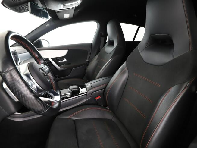 Mercedes CLA 200 FV23 amg line automat virtual navi kamera grzane fotele