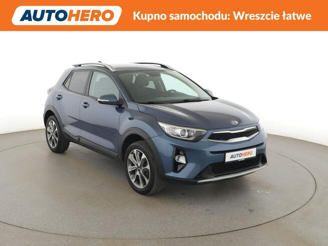 Kia Stonic klima auto navi kamera ic zujniki parkowania grzane fotele i kierownic