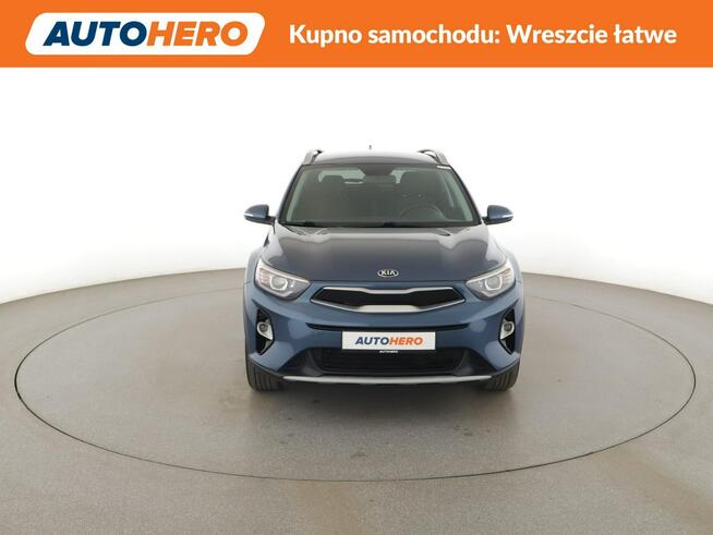 Kia Stonic klima auto navi kamera ic zujniki parkowania grzane fotele i kierownic