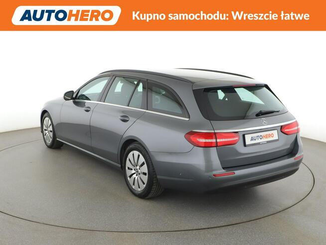 Mercedes E 200 led automat kamera navi grzane fotele pdc