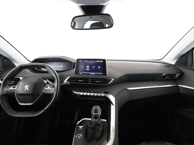 Peugeot 3008 kamera navi pdc virtual led auto klima manual