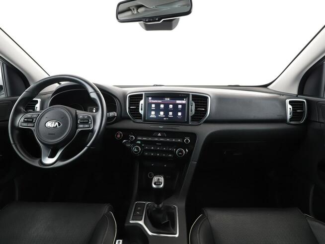 Kia Sportage navi skóra klima auto grzane fotele kamera i czujniki parkowania