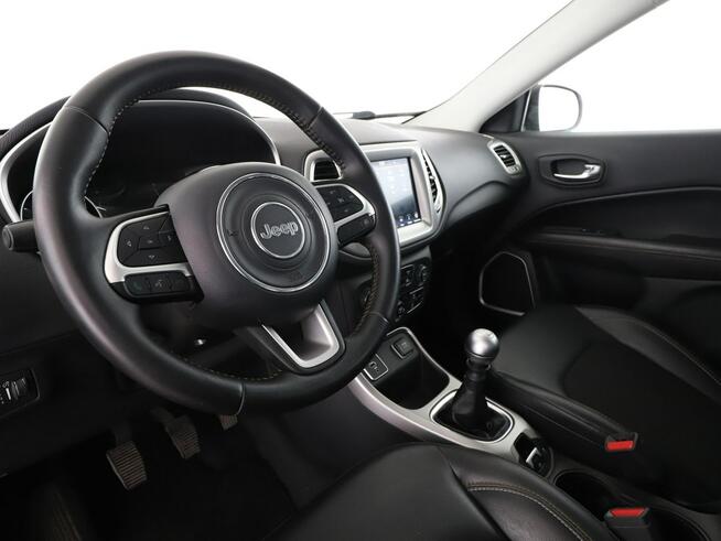 Jeep Compass klima auto navi kamera i czujniki parkowania tempomat