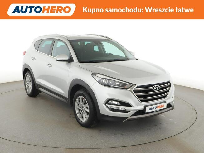Hyundai Tucson navi grzane fotele kamera tempomat klima-auto.