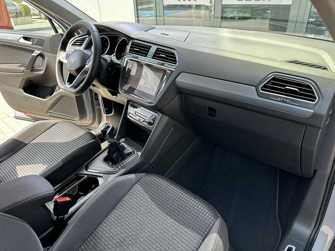 Volkswagen Tiguan Full LED Serwis ASO Asystenci Grzane fotele 3xClimatronic GWARANCJA!