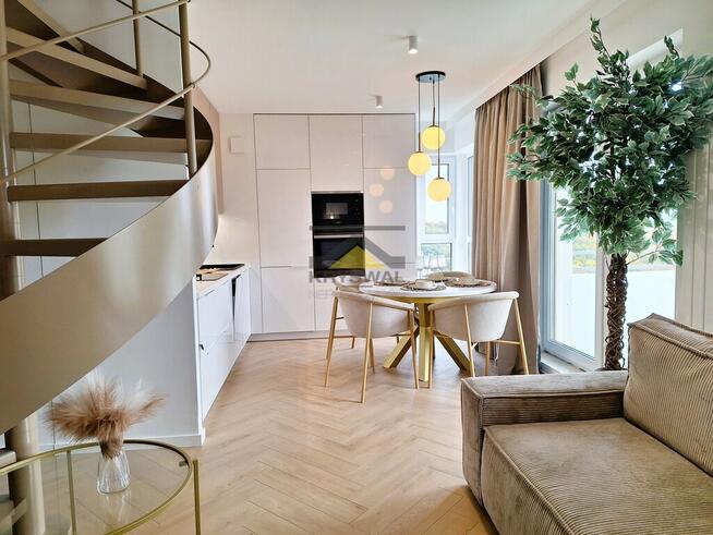 Nowy apartament 92,46m2+2miejsca post.,os.Staszica