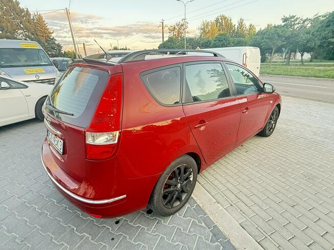 Hyundai I30 Lift 1.4B 2010r Klimatyzacja Serwis Alufelgi Zarejestrowan