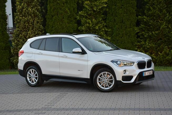 BMW X1 XDrive Panorama Ledy Bi-Xenon Kamera Navi Parktronic EL.Klapa Alu17"