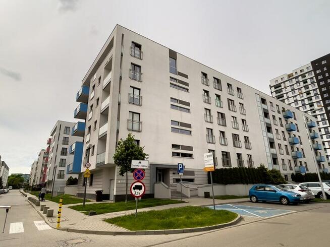 3 pokoje, balkon, piwnica, garaż - Nyska 58