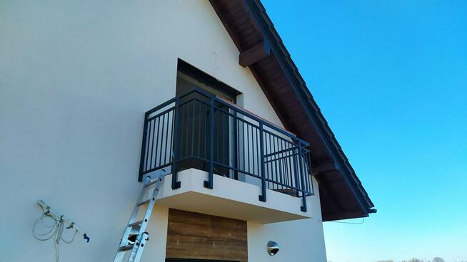 Przyjmę zlecenie na budowę i montaż balustrady