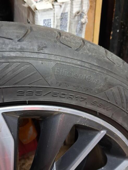 Kola aluminiowe do toyoty avensis 17