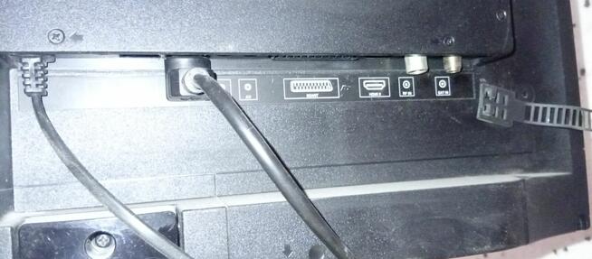 Telewizor sharp aquos 24 cale DVB-T HEVC i satelitarny
