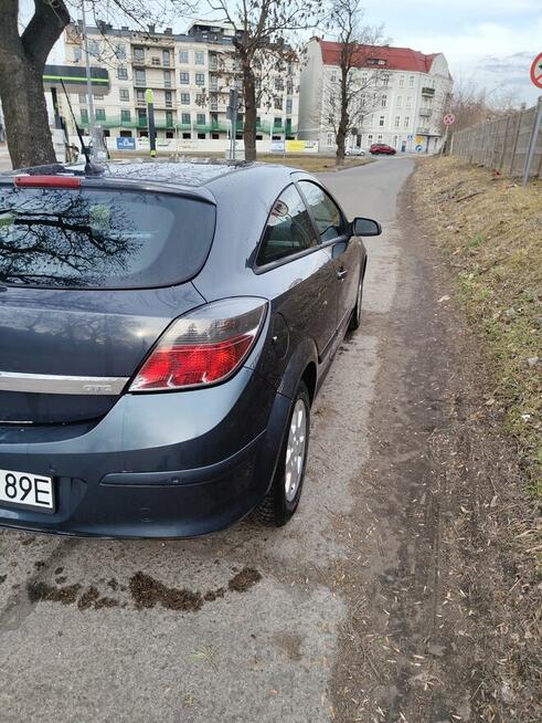 Opel Astra H GTC benzyna