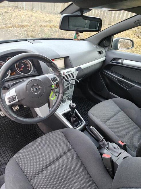 Opel Astra H GTC benzyna