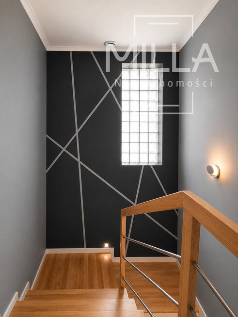 Dom 258 m² komfortu w sąsiedztwie lasu